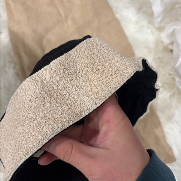 Gucci Black Canvas White Headband Cabardine Hat XL new with stained on the edge - Picture 8 of 9